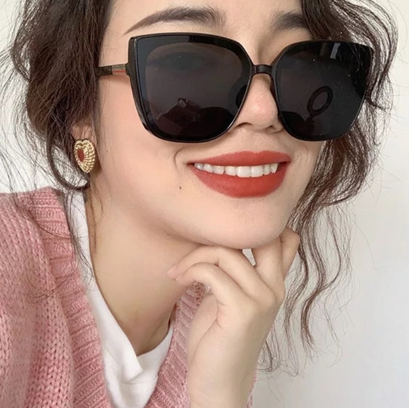 Women's Cat Eye Oversized Mirror Sunglasses black - Picture 2 of 3